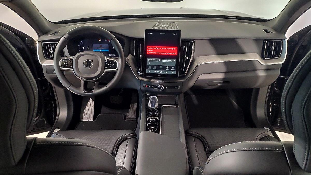 VOLVO Xc60 T6 Plug-In Hybrid Awd Autom. Plus Black Edition