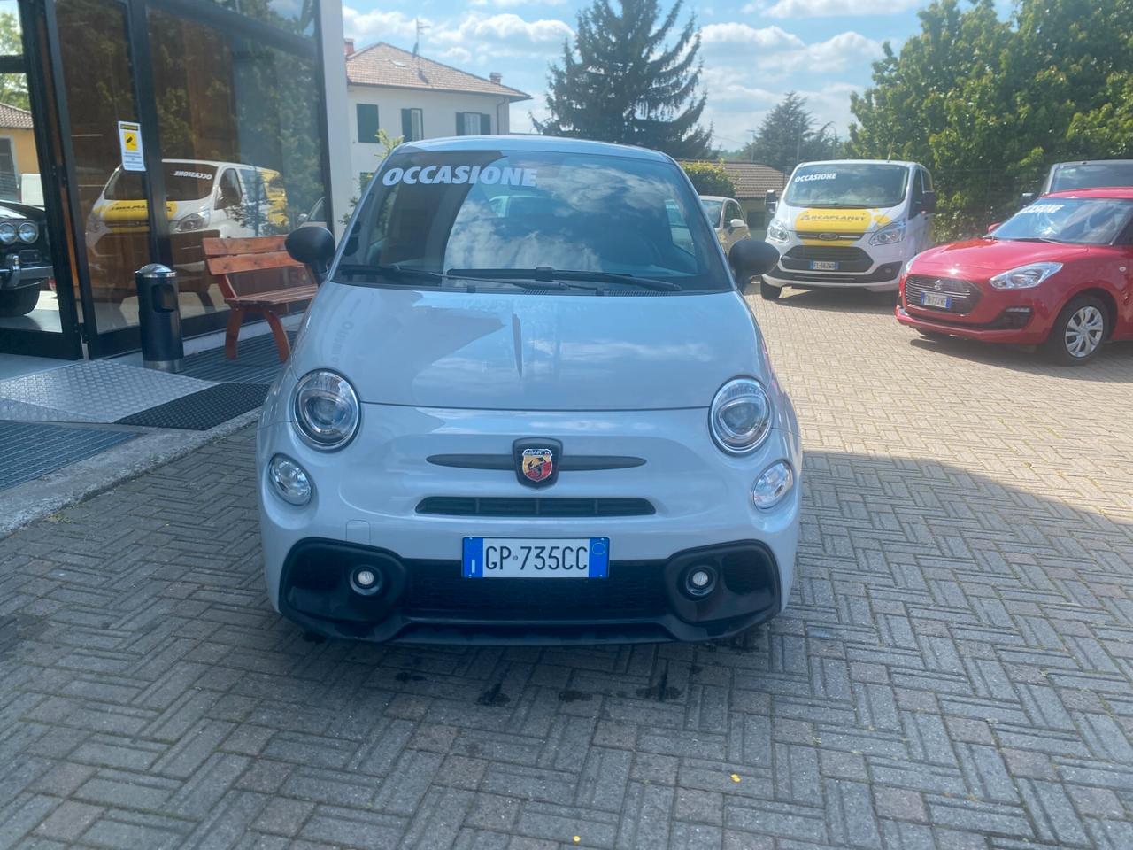 Abarth 695 1.4 Turbo T-Jet 180 CV M.T.A.