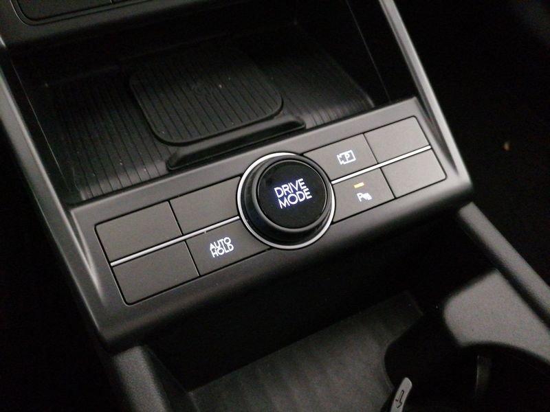 Hyundai Kona 1.6 gdi hev X Line 2wd 141cv dct