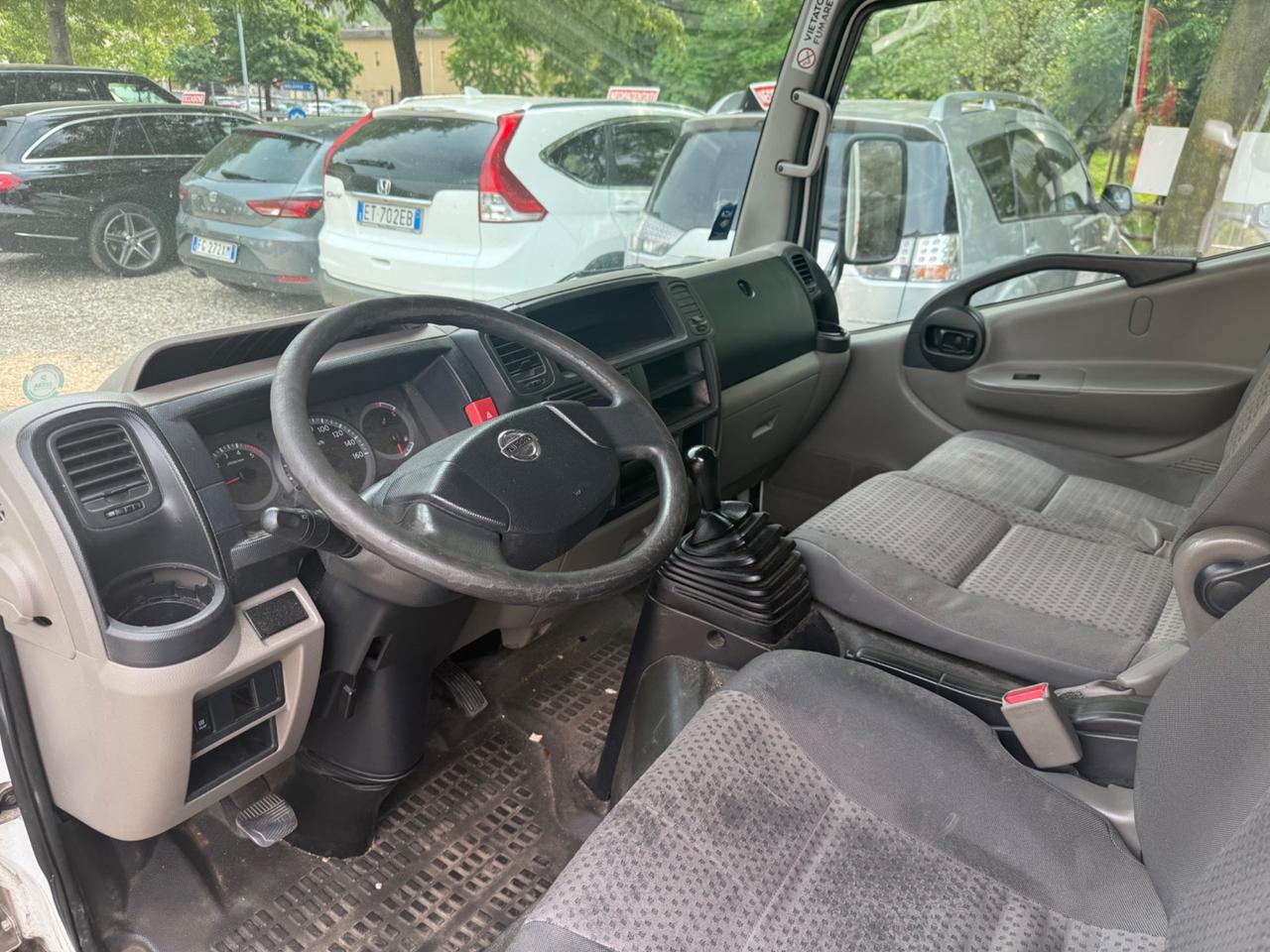 Nissan cabstar Patente B