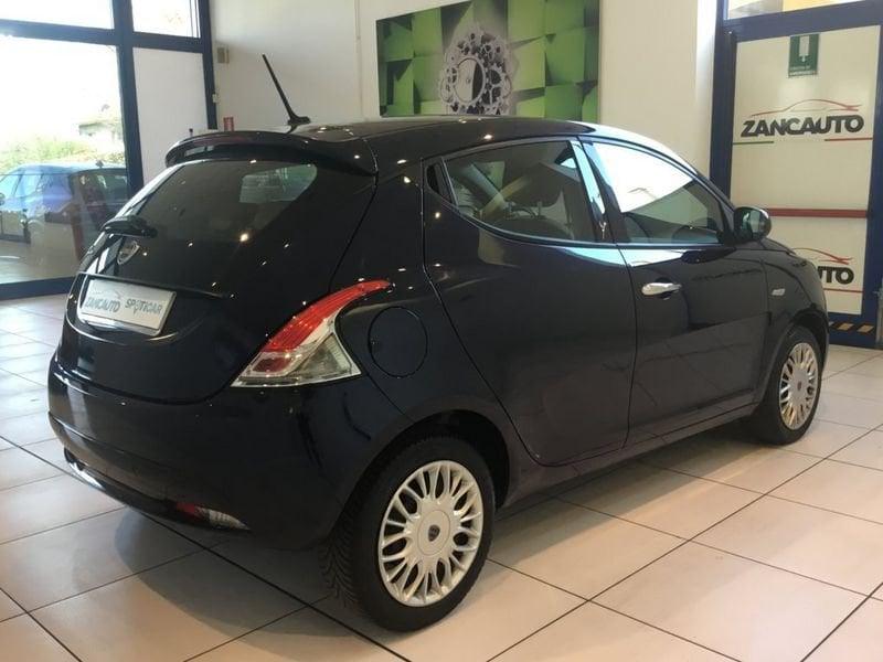 Lancia Ypsilon 1.2 69cv Gold