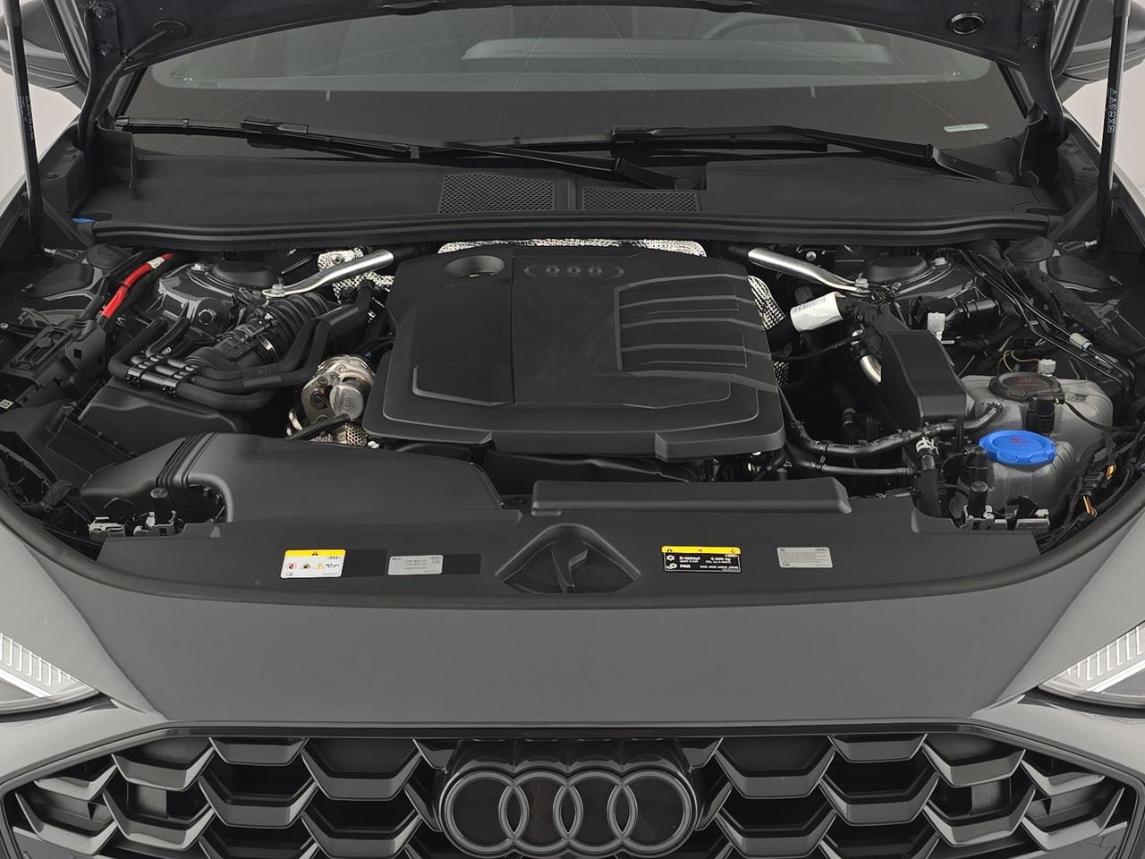 Audi A5 avant 2.0 tdi mhev+ s line edition 204cv s-tronic