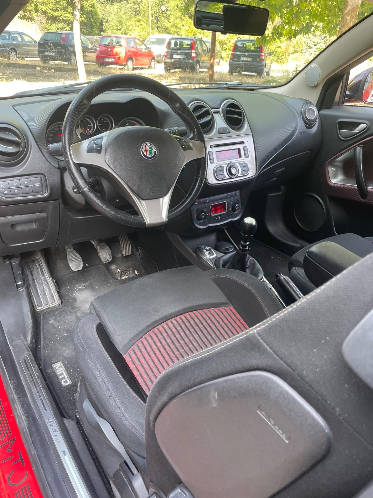 Alfa Romeo MiTo 1.6 JTDm 16V Distinctive Sport Pack