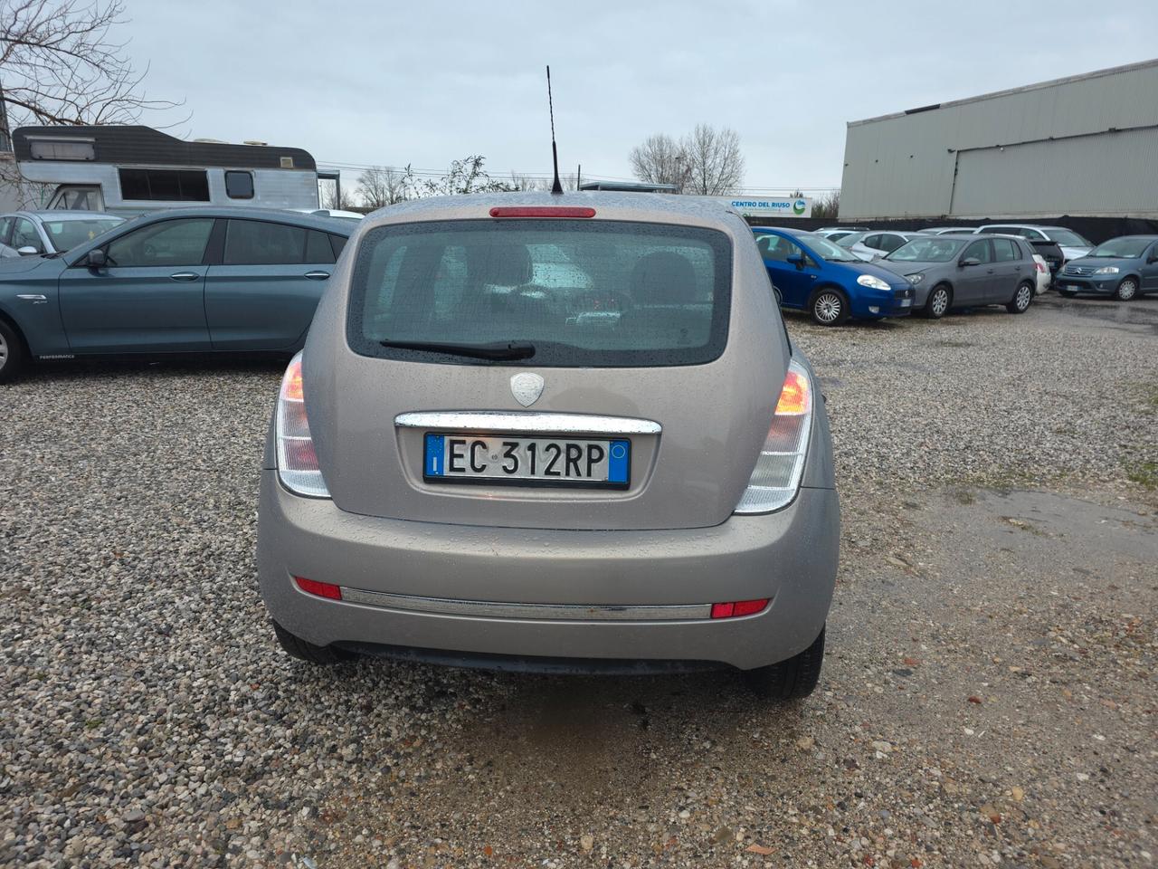 Lancia Ypsilon 1.2 69 CV Elle