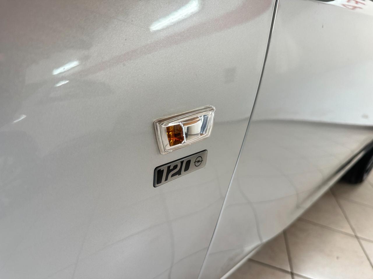 Opel Corsa 1.2 5 porte