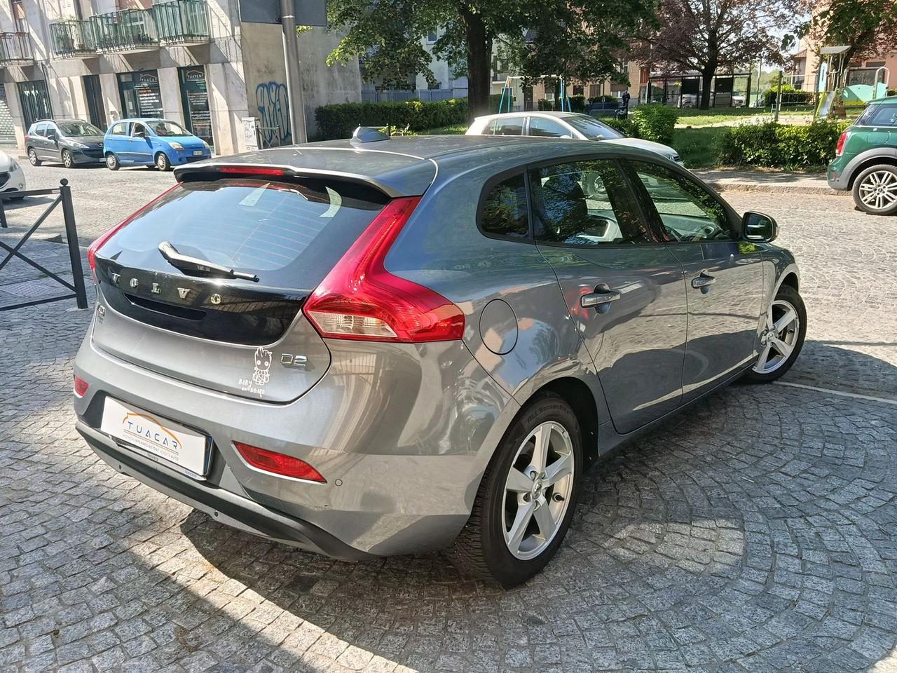 Volvo V40 Business 2.0 D2 #10316