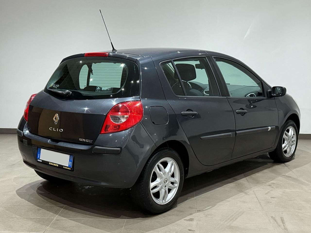 Renault Clio 1.2 (55cv/75kw) 16v Per Neopatentati
