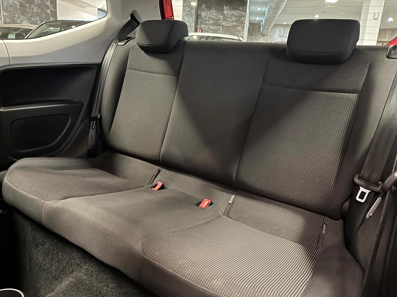 Volkswagen up! 1.0 3p. club