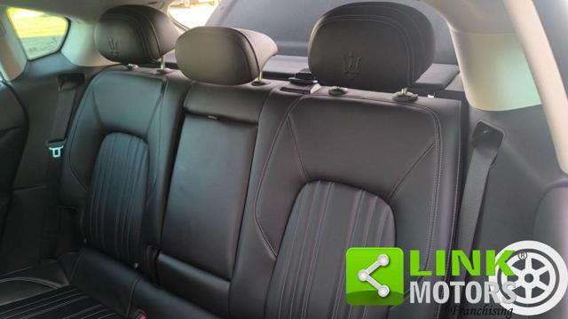 MASERATI Levante V6 275CV Q4 Granlusso