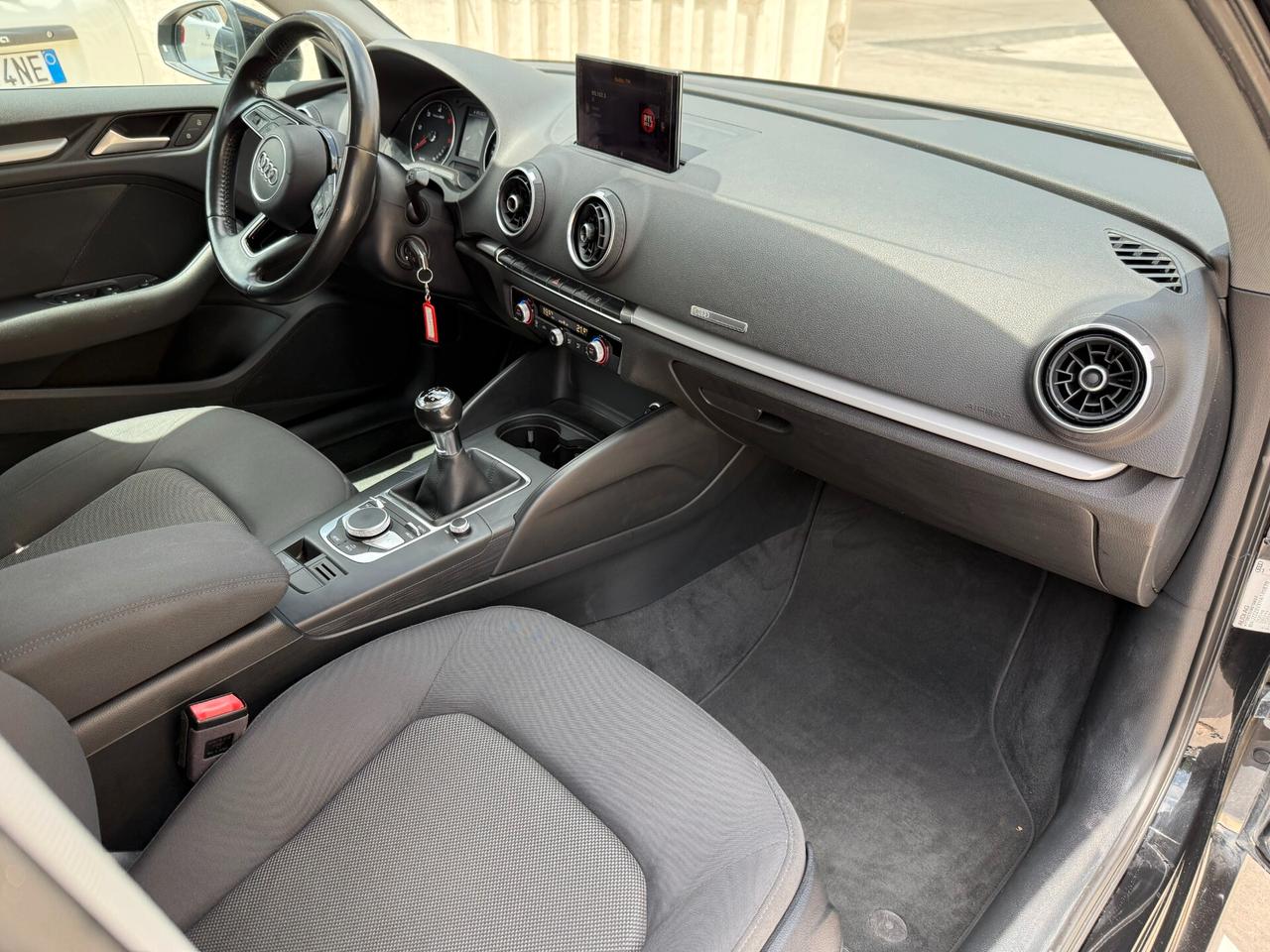 AUDI A3 1.6 TDI 110CV BUSINESS - 2017