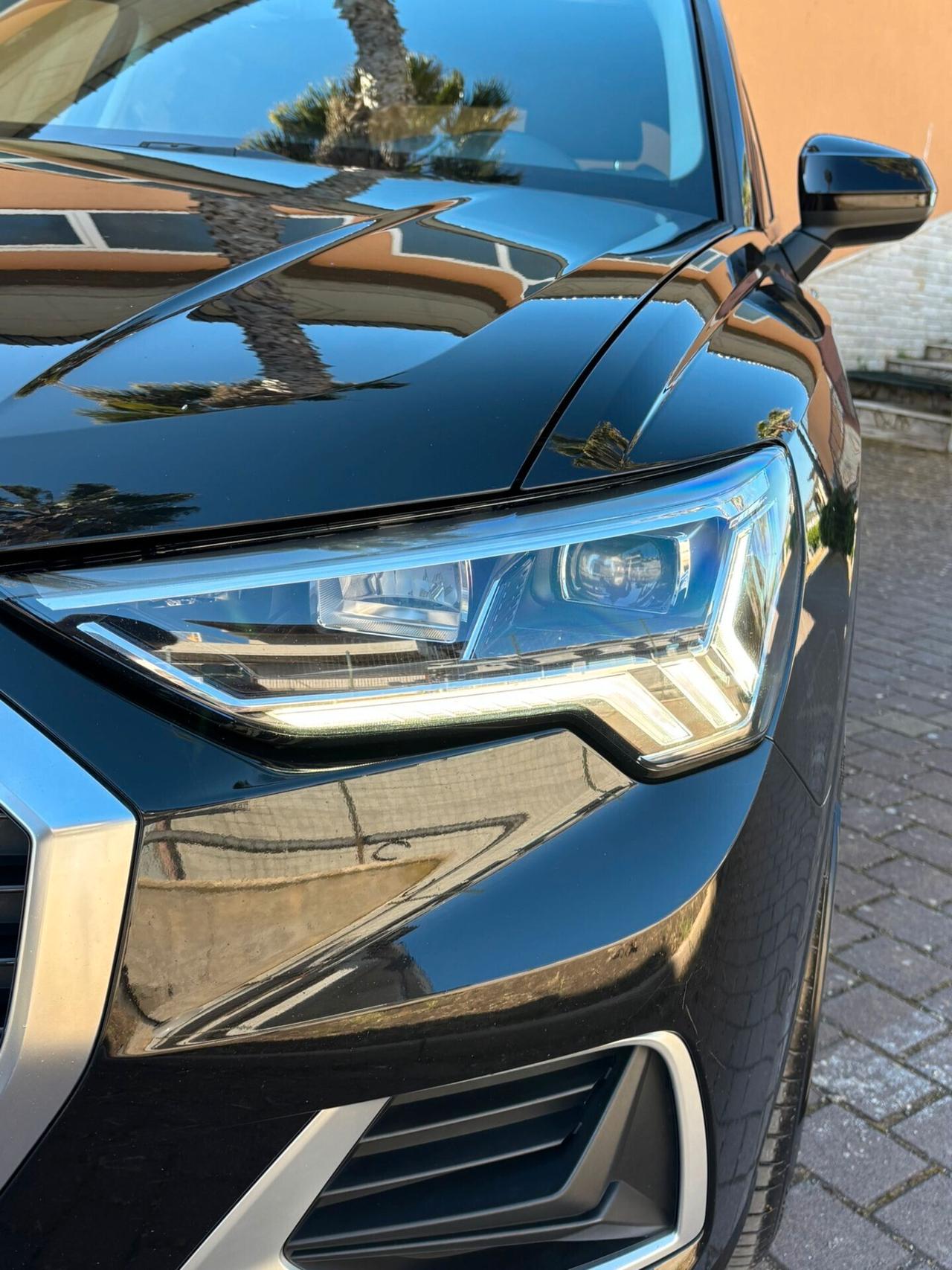 Audi Q3 35 TDI S tronic sport'/