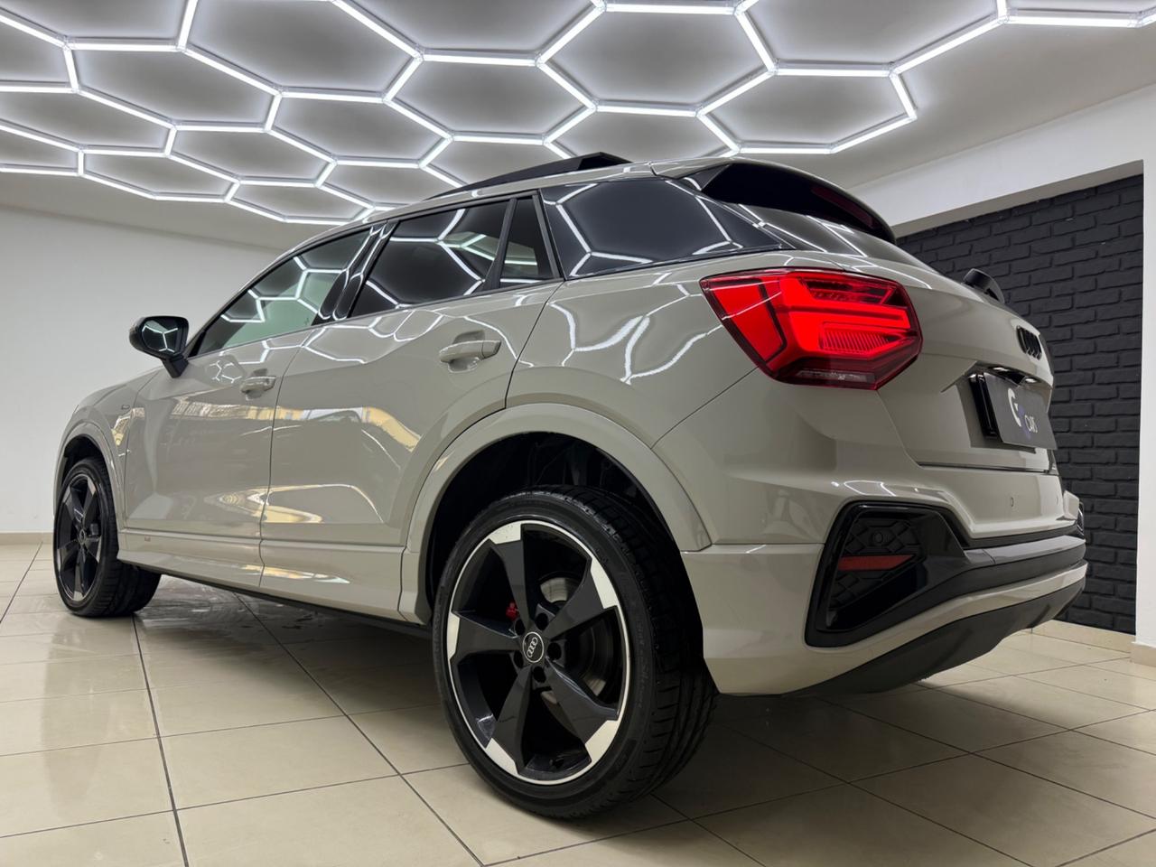 Audi Q2 35 TDI S line Edition EXCLUSIVE TETTO IPER FULL