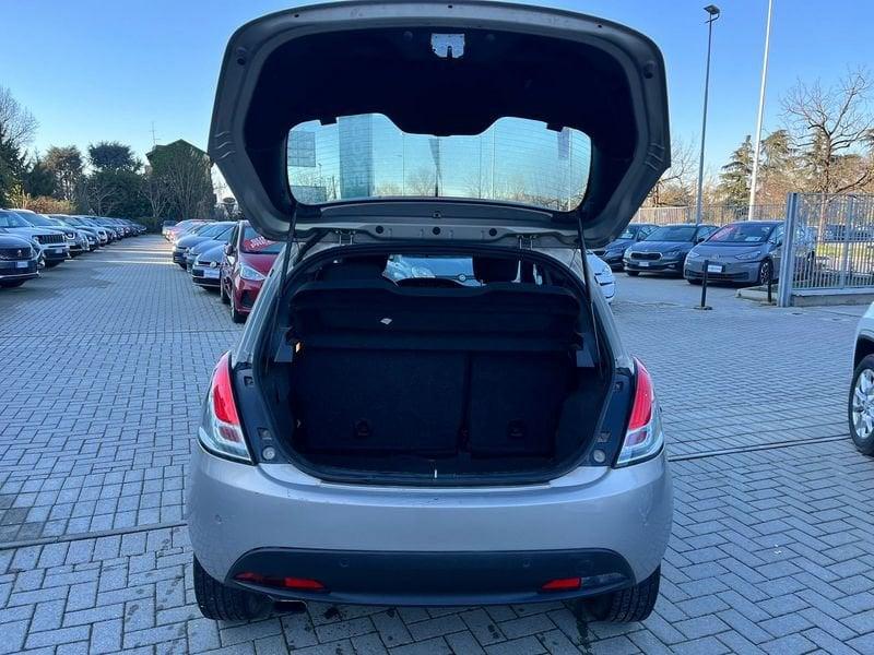 Lancia Ypsilon Ypsilon 1.2 69 CV 5 porte Gold