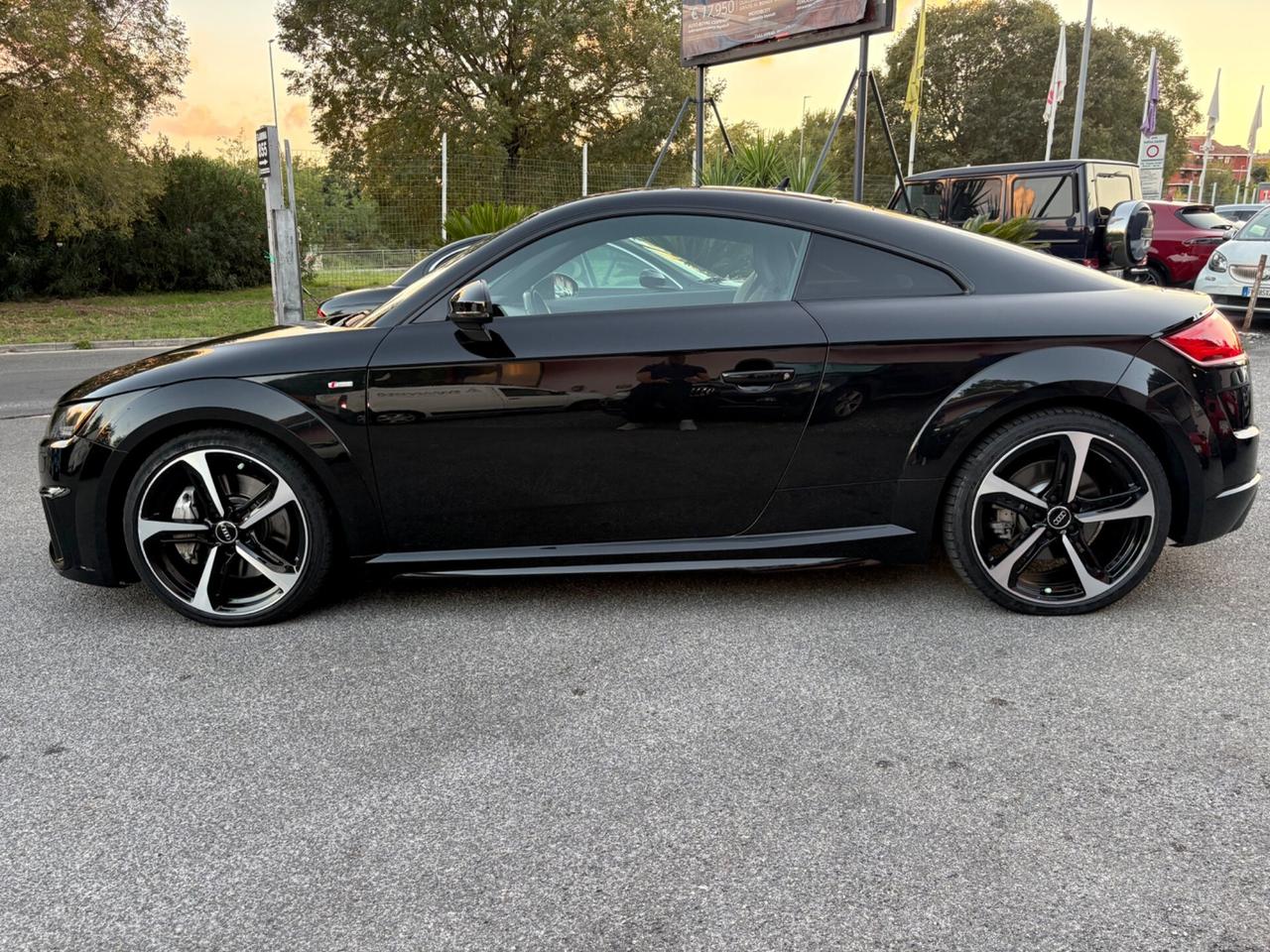 Audi TT Coupé 45 TFSI S tronic Sport S-line Plus Tech e Pacchetto Black Edition Unipro