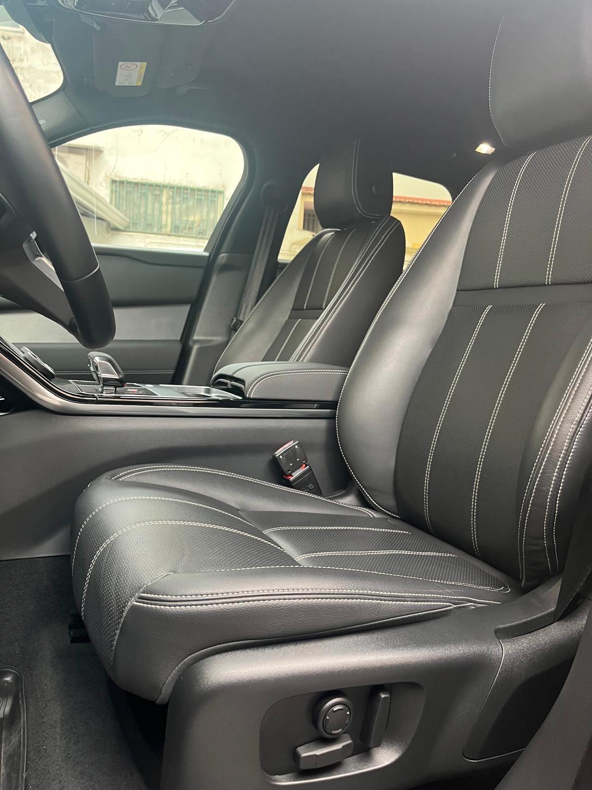 Land Rover Range Rover Velar 2.0D I4 204 CV R-Dynamic S