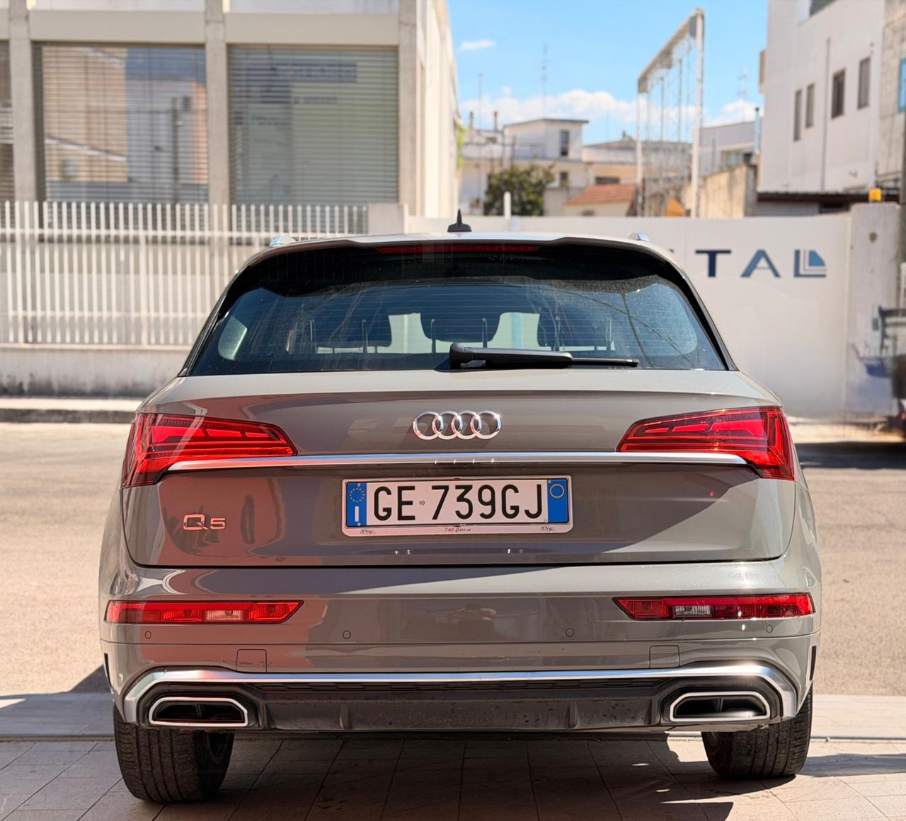Audi Q5 40 TDI S-LINE-2022 MATRIX/19"/MISTO PELLE
