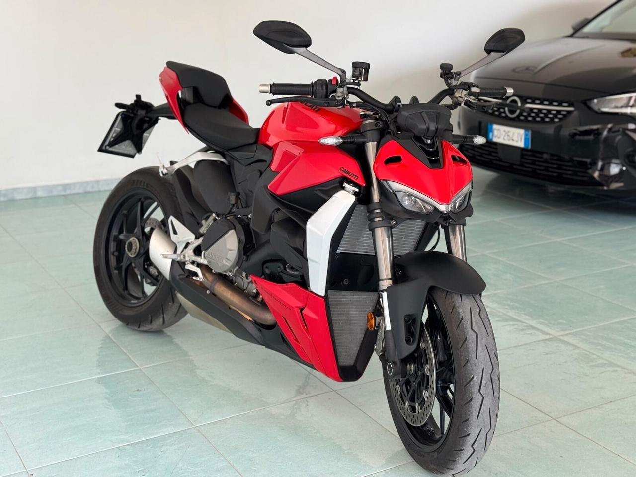 DUCATI STREETFIGHTER V2 - ANNO 2023 - SOLO 800 KM