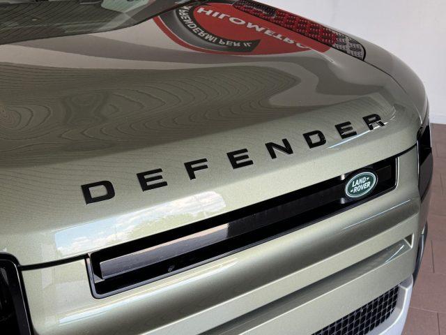 LAND ROVER Defender 110 3.0 l6 400 CV AWD Auto First Edition Gancio