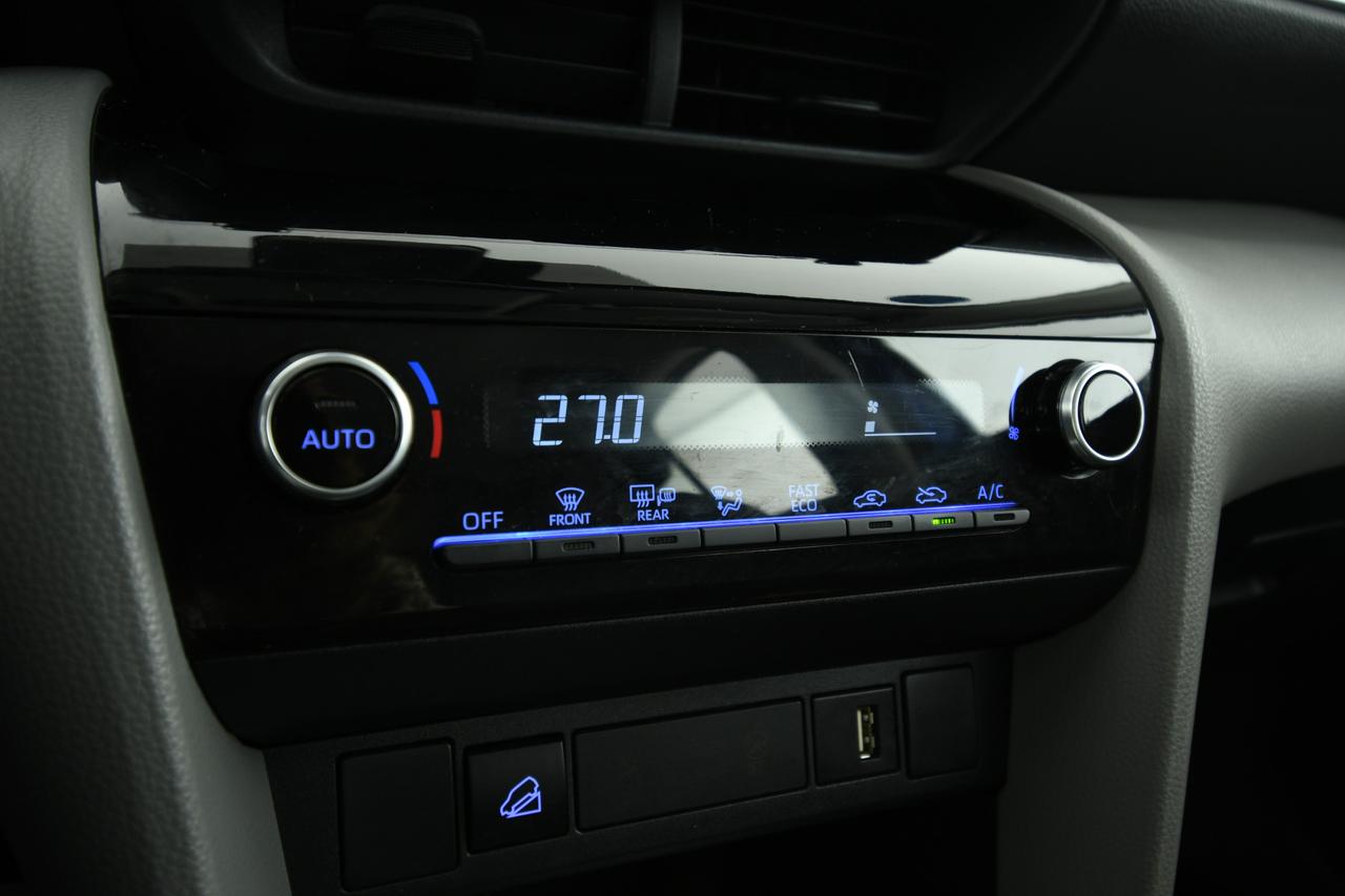 TOYOTA Yaris Cross 1.5h Business fwd 116cv e-cvt CAMERA+ACC+APP CONNECT