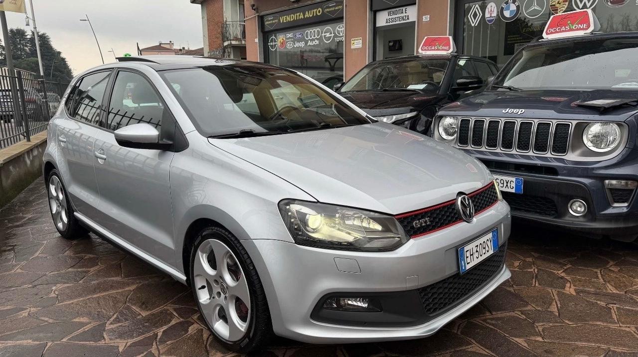 Volkswagen Polo 1.4 DSG 5 porte Highline