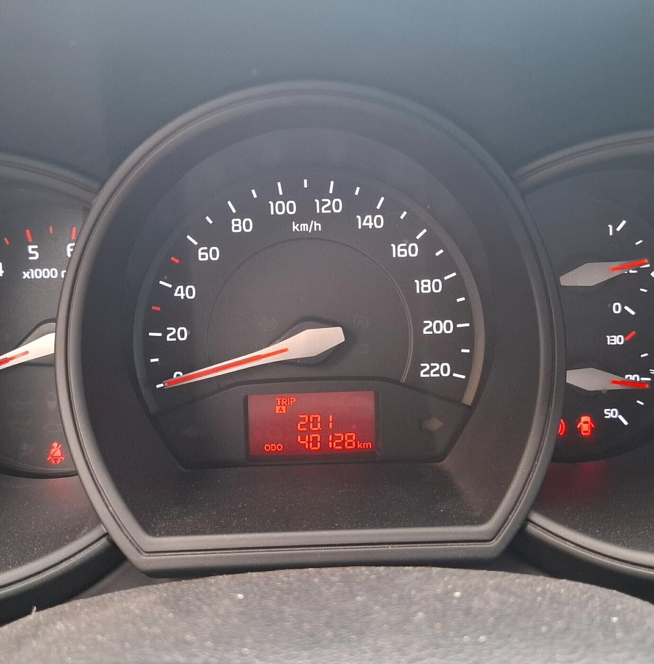 RIO 1.1 CRDi 5p. Cool 40000 km unico proprietario