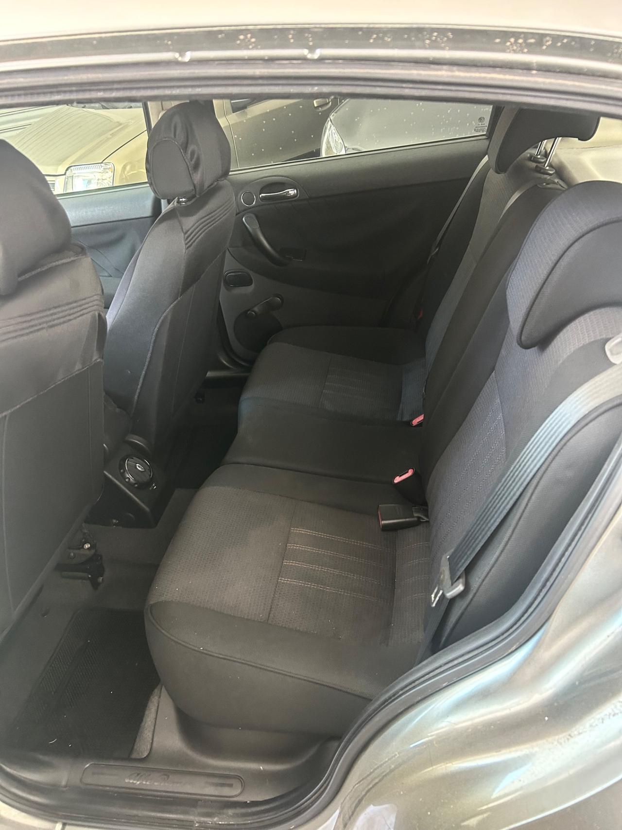 Alfa Romeo 147 1.9 JTD (115) 5 porte Exclusive