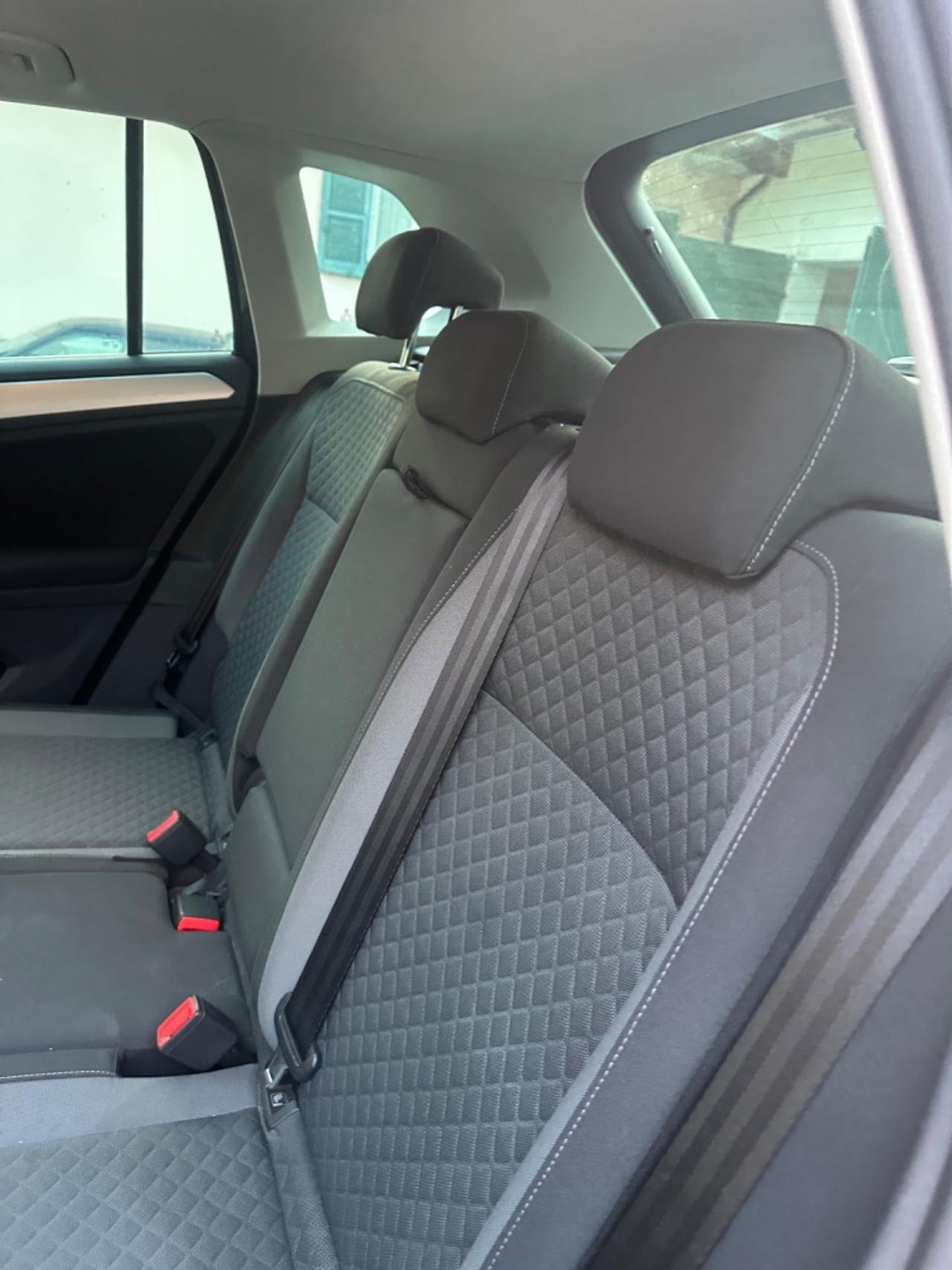 Volkswagen TIGUAN 2.0 TDI EU6B KMCERT GARANZ