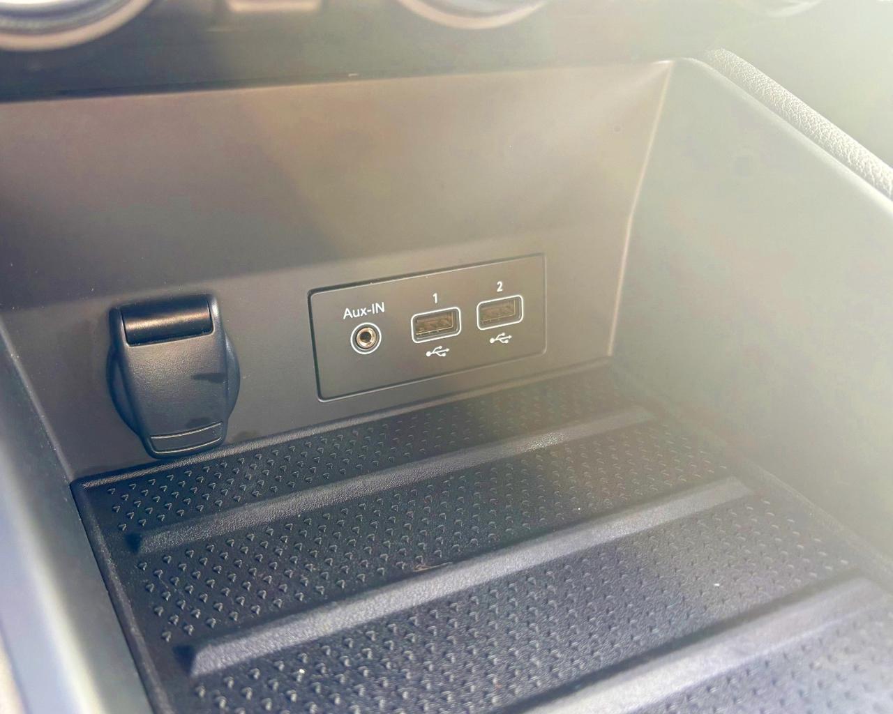 Renault Captur Plug-in Hybrid E-Tech 160 CV Intens