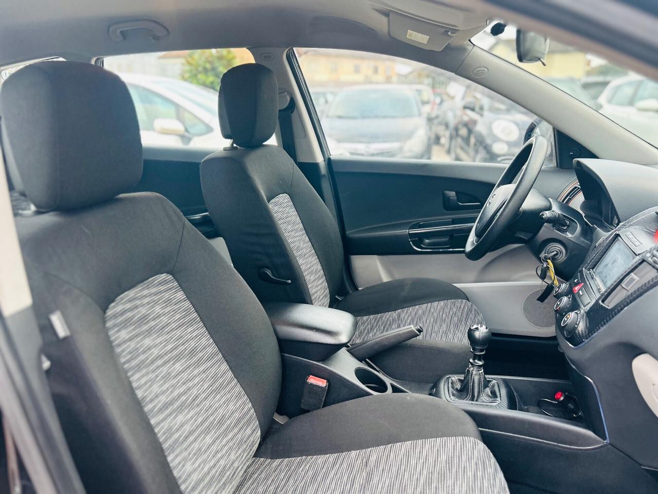 Kia Ceed cee'd Sp. Wag. 1.4 109CV LX Bi-Fuel