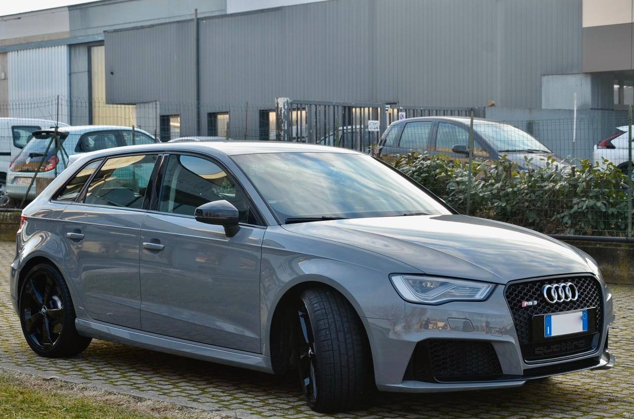 AUDI RS3 SPB 2.5 TFSI QUATTRO S-TRONIC 367cv, ECCELLENTI CONDIZIONI, PRIMA VERNICE, TUTTI SERVICE UFF AUDI, UFF ITALIANA, SCARICO RS, PERMUTE