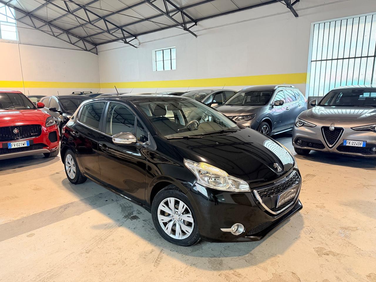 Peugeot 208 PureTech 82 5 porte Allure euro6