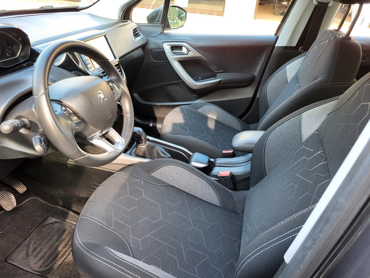 Peugeot 2008 PureTech 83 Allure unicaproprietaria