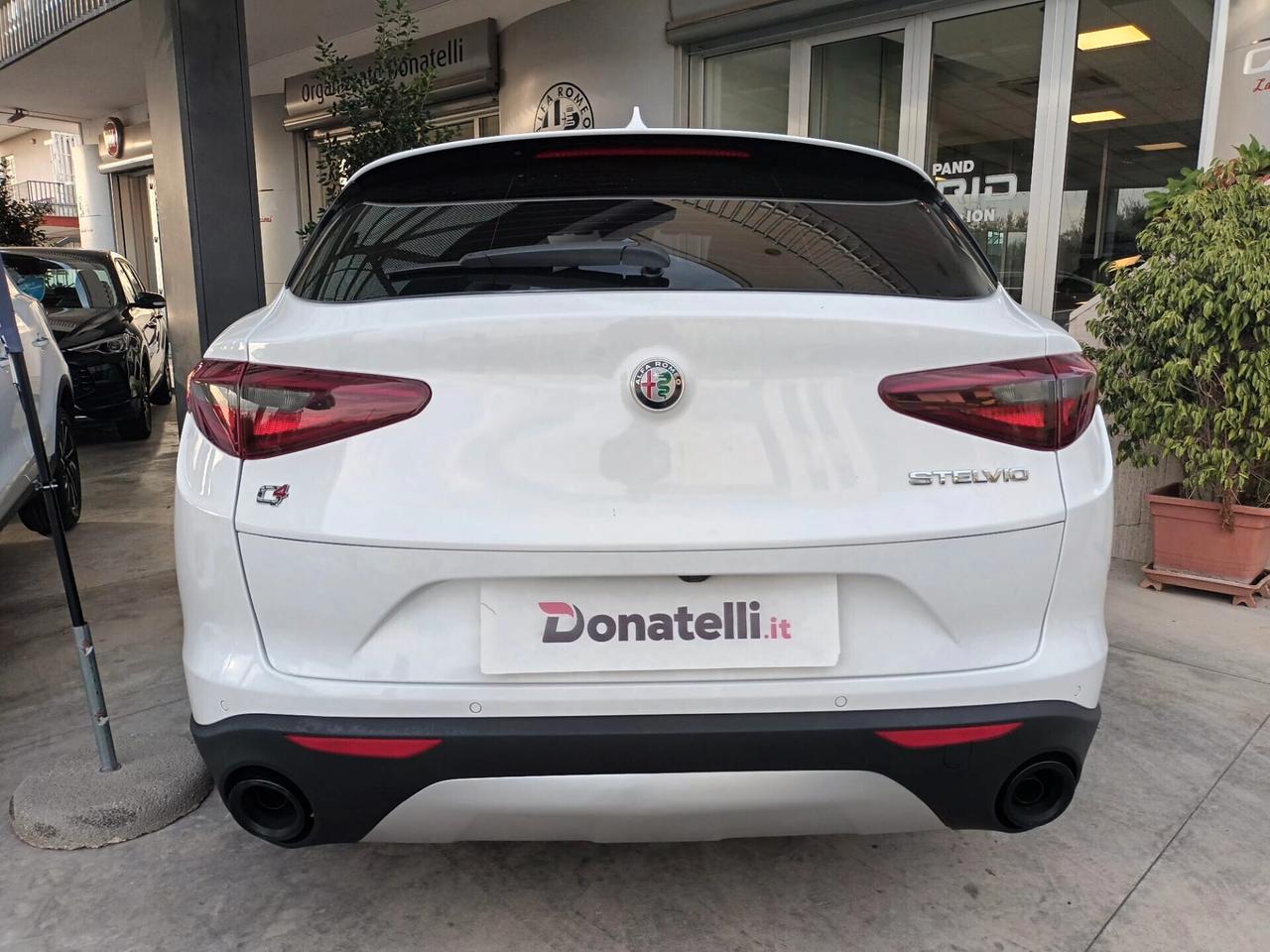 Alfa Romeo Stelvio 2.2 Turbo Q4 Diesel AT8 Business 190 CV