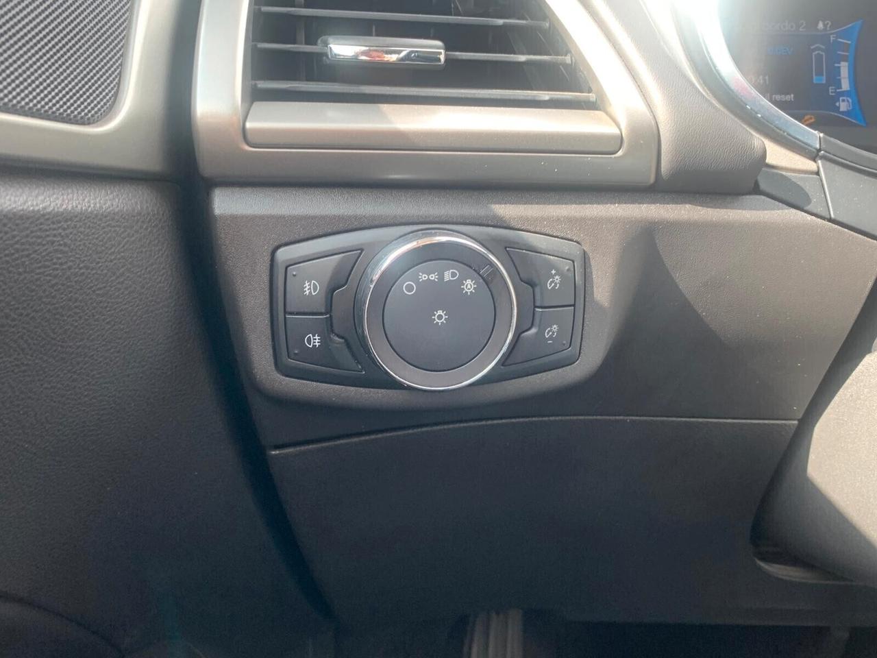 Ford Mondeo Full Hybrid 2.0 Vignale PROMO FINANZIAMENTO