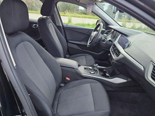 BMW 116 d 5p. Business Advantage