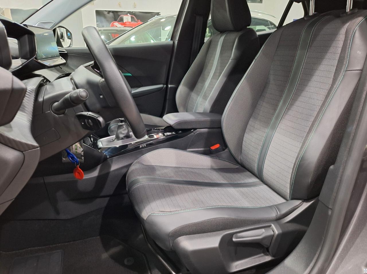 Peugeot 2008 BlueHDi 110 AllurePack 33.000KM