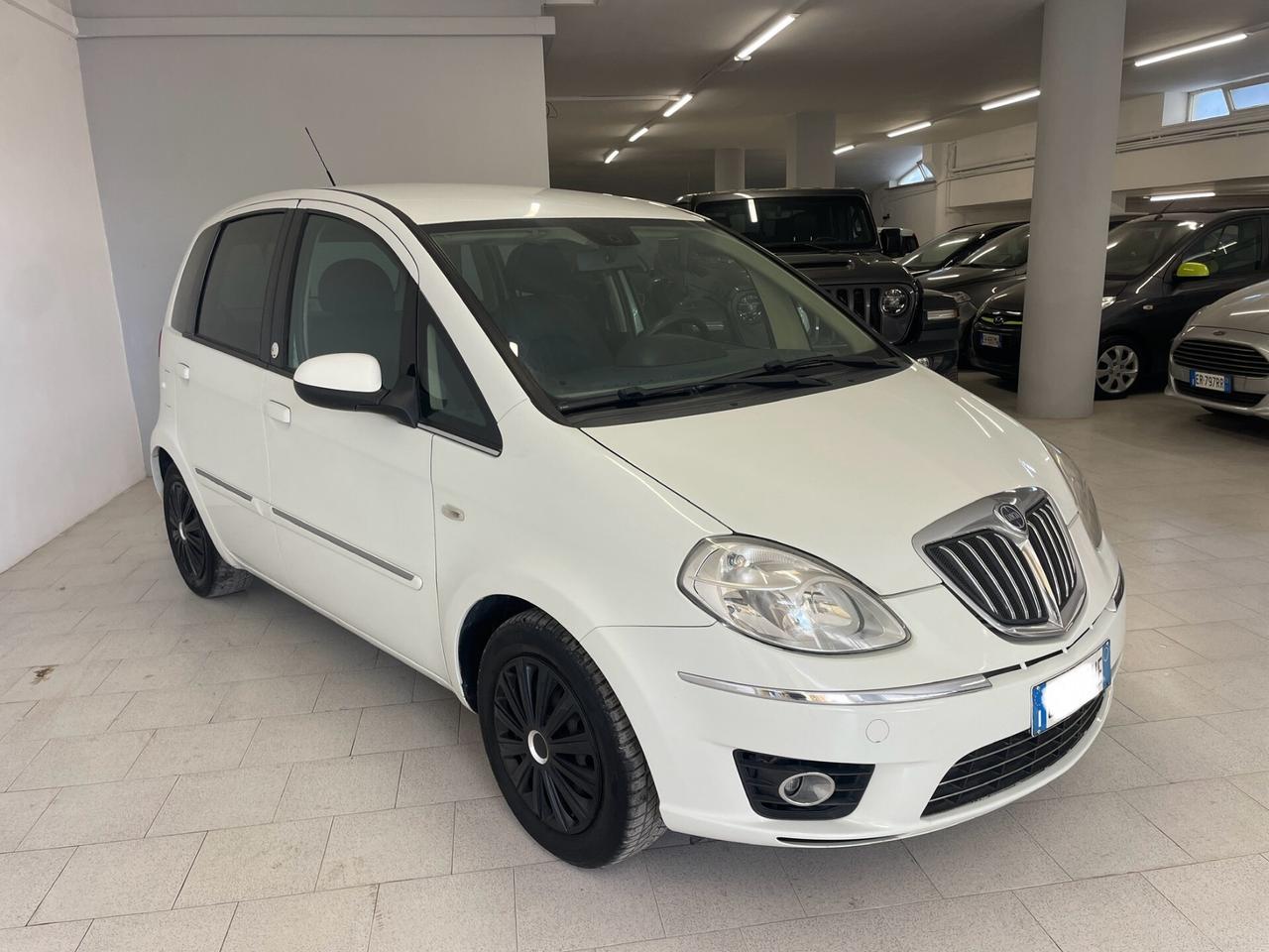 Lancia MUSA 1.4 Diva Ecochic GPL Di serie