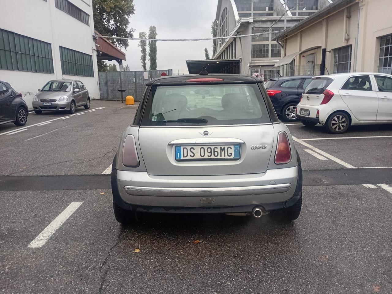 Mini 1.6 16V Cooper gpl