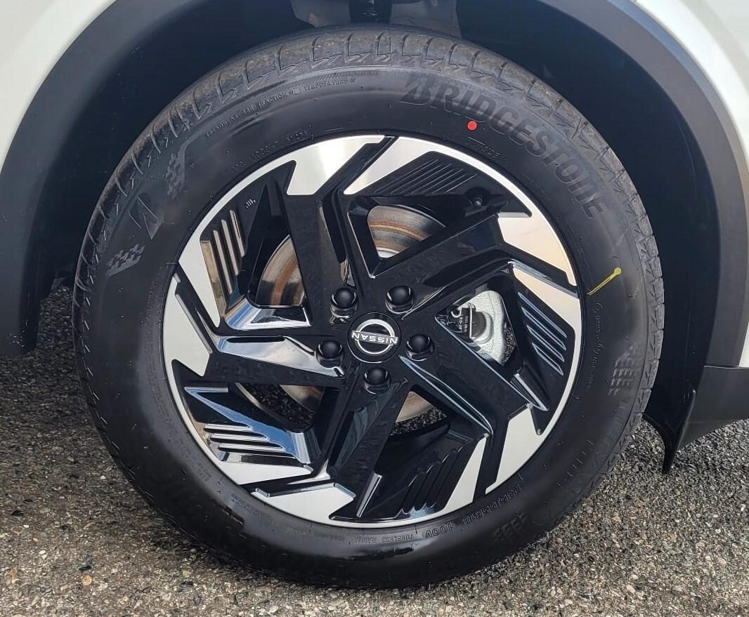 Nissan Qashqai MHEV 140 CV N-Connecta Nuova da immatricolare Nessun obbligo finanziario