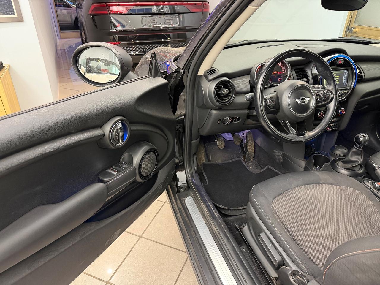 Mini Mini 1..2 One 75 CV 5 porte ok neopatentati