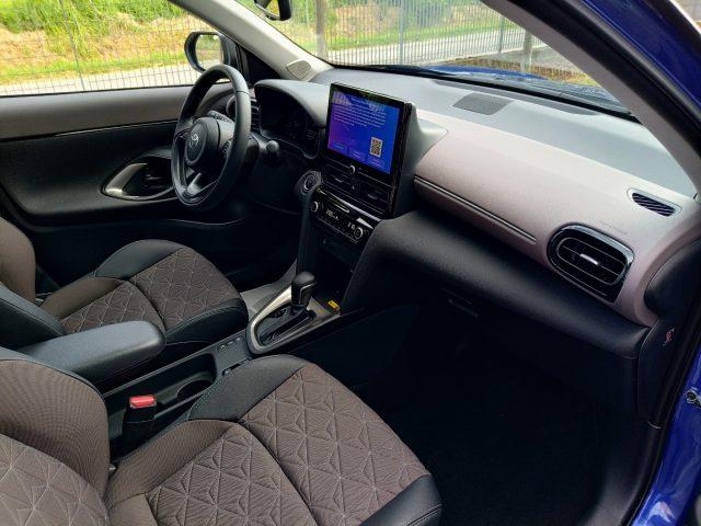 TOYOTA Yaris Cross 1.5 Hybrid Lounge