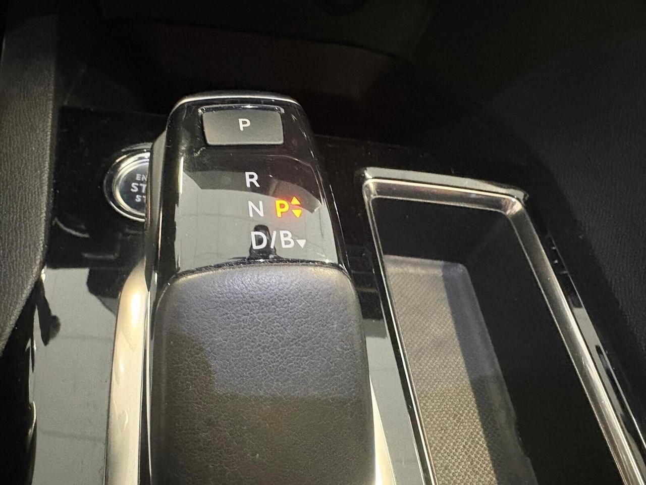 Peugeot 3008 GT PACK Hybrid 225 e-EAT8 phev SPOTICAR