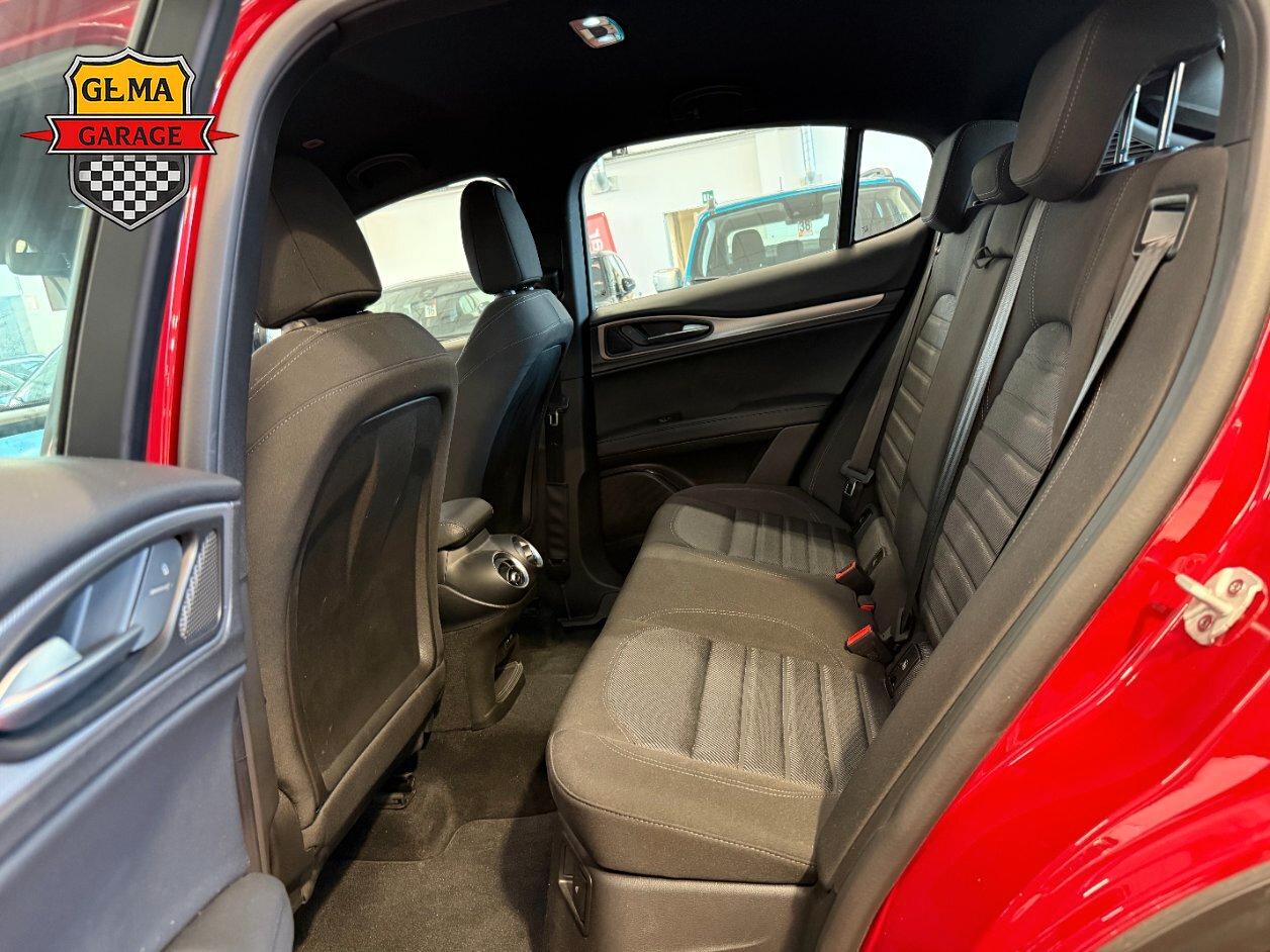 Alfa Romeo Stelvio 2.2 t Sprint rwd 160cv auto