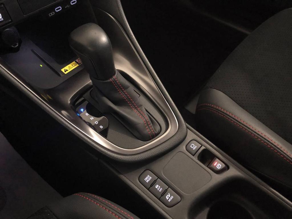 Toyota Yaris 1.5 Hybrid 130 GR Sport E-CVT