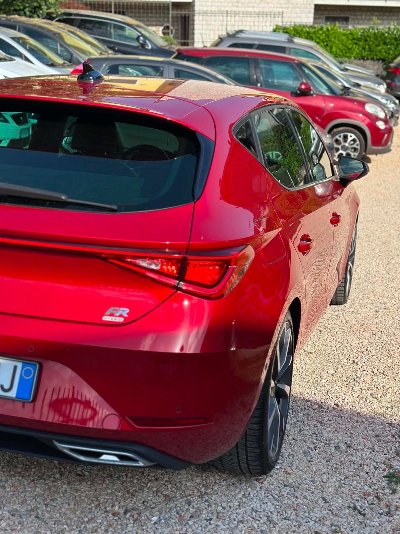 Seat LEON 1.5 eTSI HYBRID FR KMCERT GARANZ UNICOPR