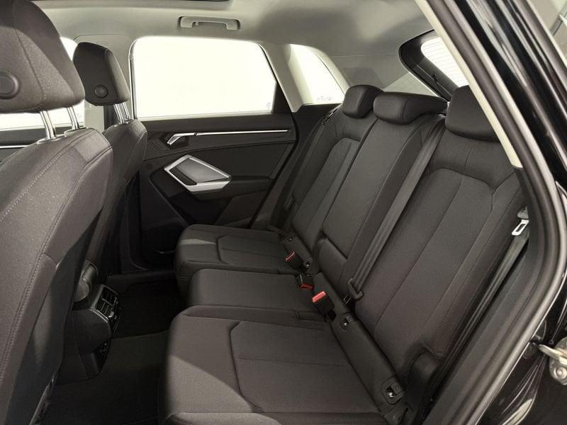 Audi Q3 35 TDI S Tronic Business Advanced ** TETTO PANORAMICO **