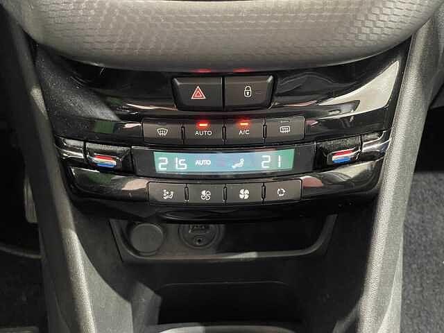 Peugeot 208 BlueHDi 100 5 porte Allure