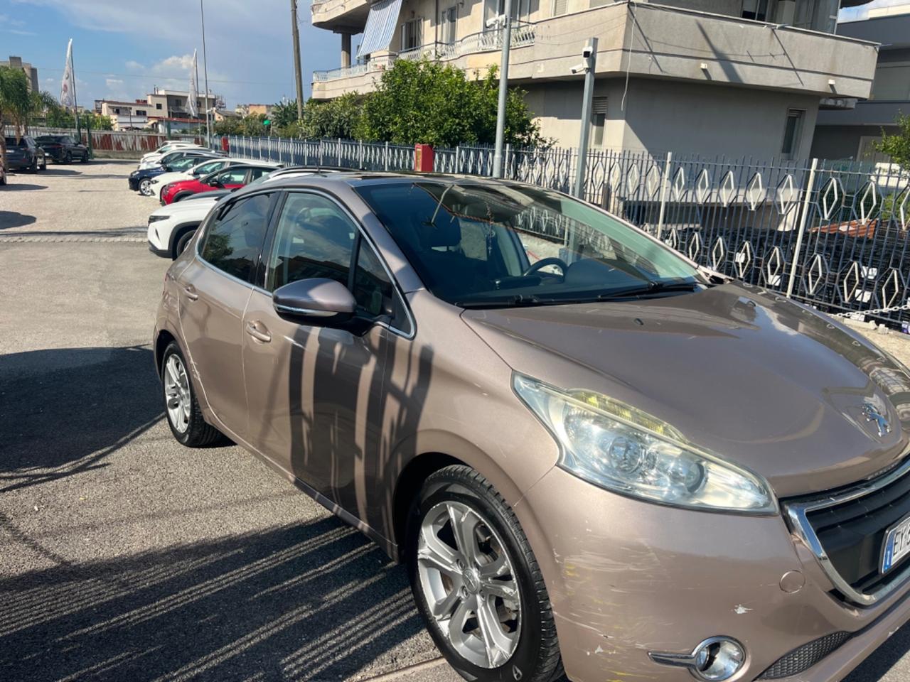 Peugeot 208 1.4 VTi 95 CV 5p. GPL Allure