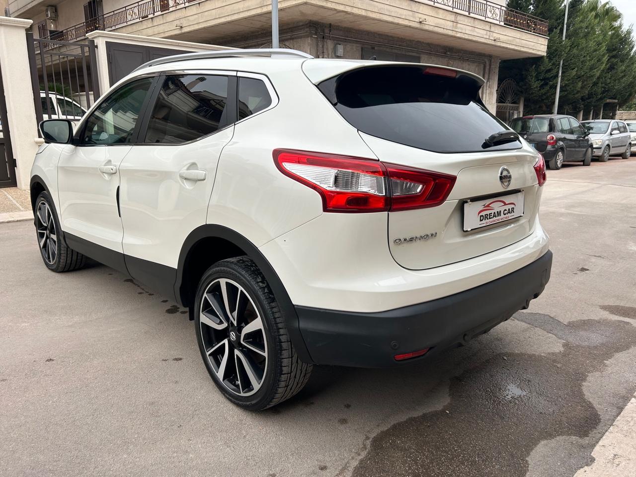 Nissan Qashqai 1.6 dCi 4WD 360