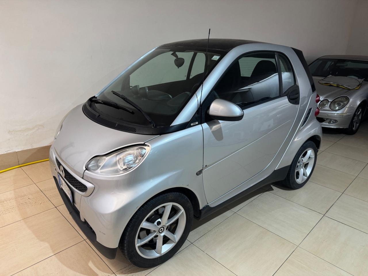 Smart ForTwo 1000 62 kW coupé passion